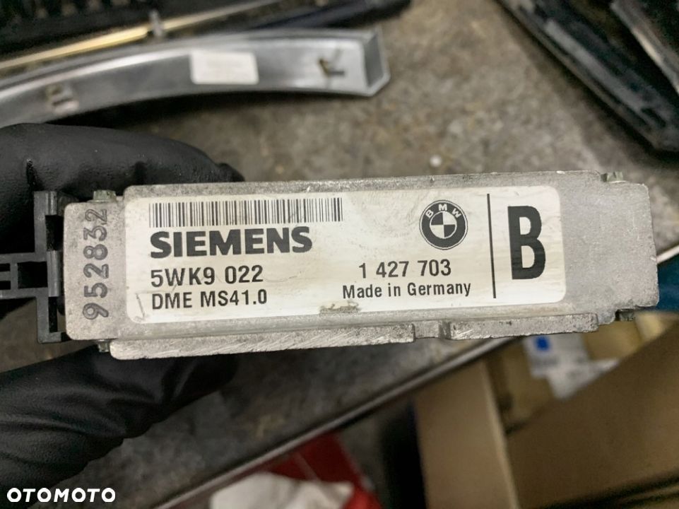 STEROWNIK SILNIKA KOMPUTER 1427703 BMW E36 - 1