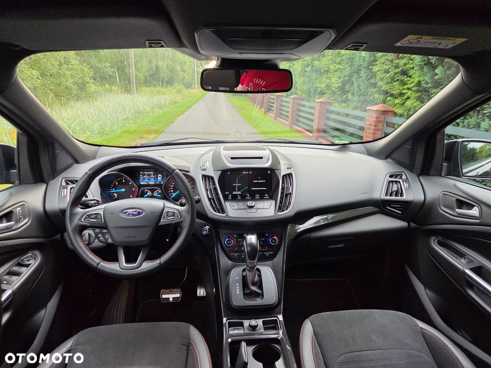 Ford Kuga 2.0 TDCi 4x4 ST-Line - 15
