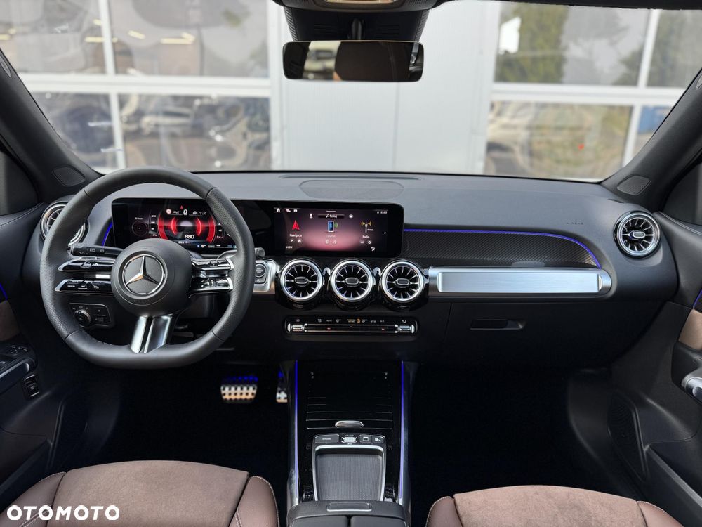 Mercedes-Benz GLB 200 AMG Line 7G-DCT - 15