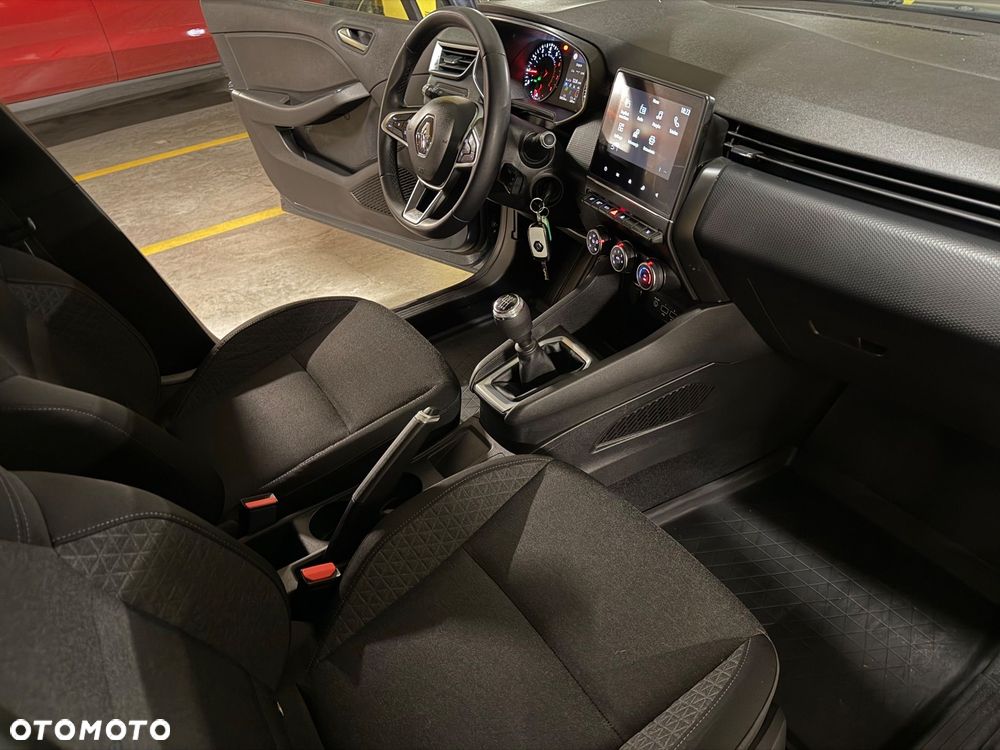 Renault Clio - 18