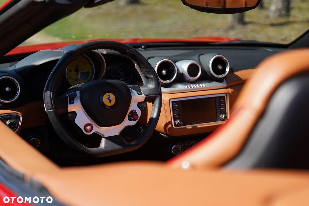 Ferrari California T - 18