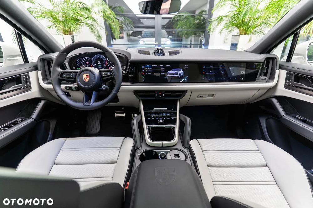 Porsche Cayenne S E-Hybrid PHEV Black Edition - 11