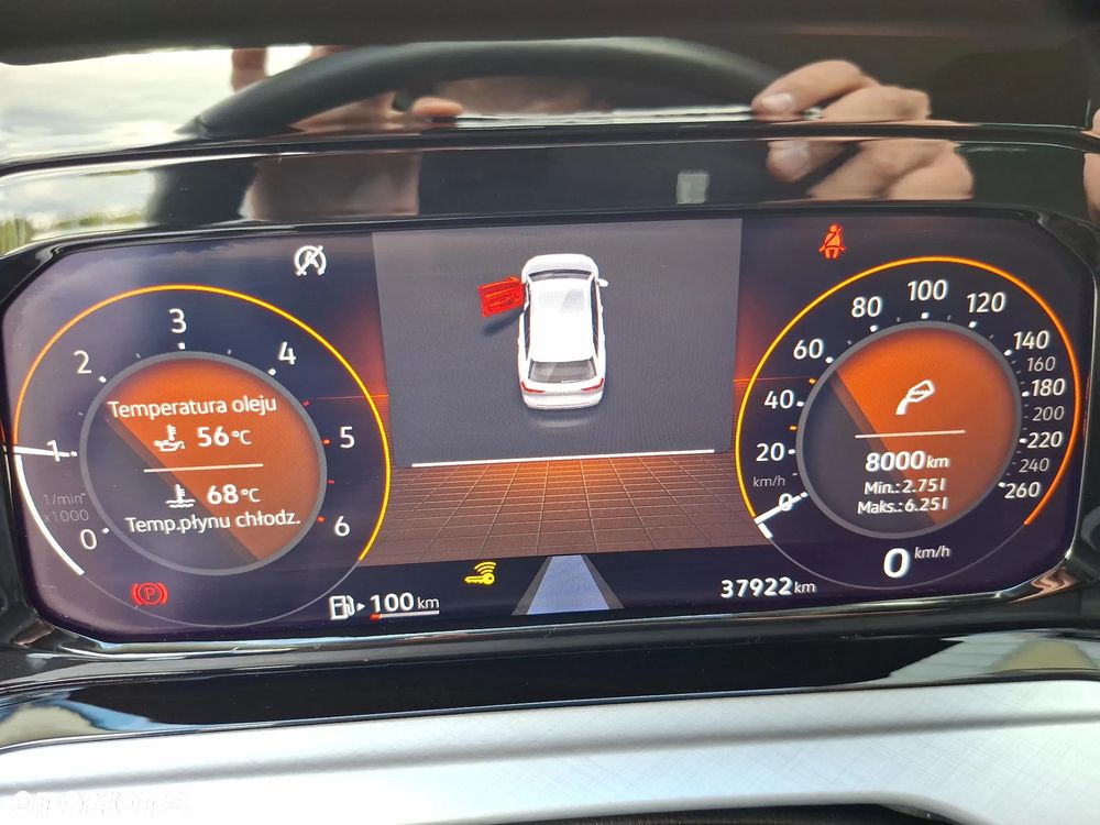 Volkswagen Golf VIII 2.0 TDI Life Plus - 19