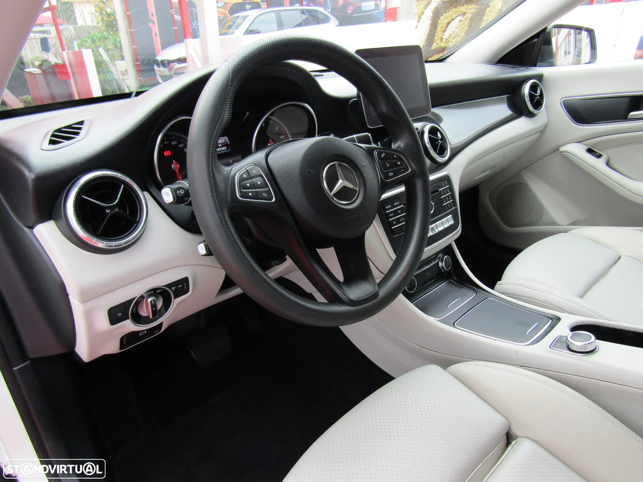 Mercedes-Benz CLA 220 CDI 7G-DCT StreetStyle - 9