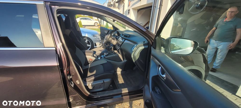 Nissan Qashqai 1.2 DIG-T Acenta EU6 - 9