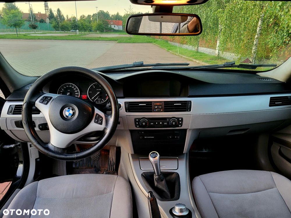 BMW Seria 3 320d - 13
