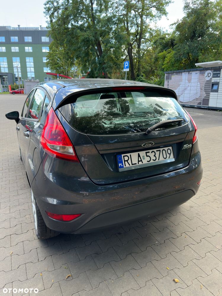 Ford Fiesta - 9