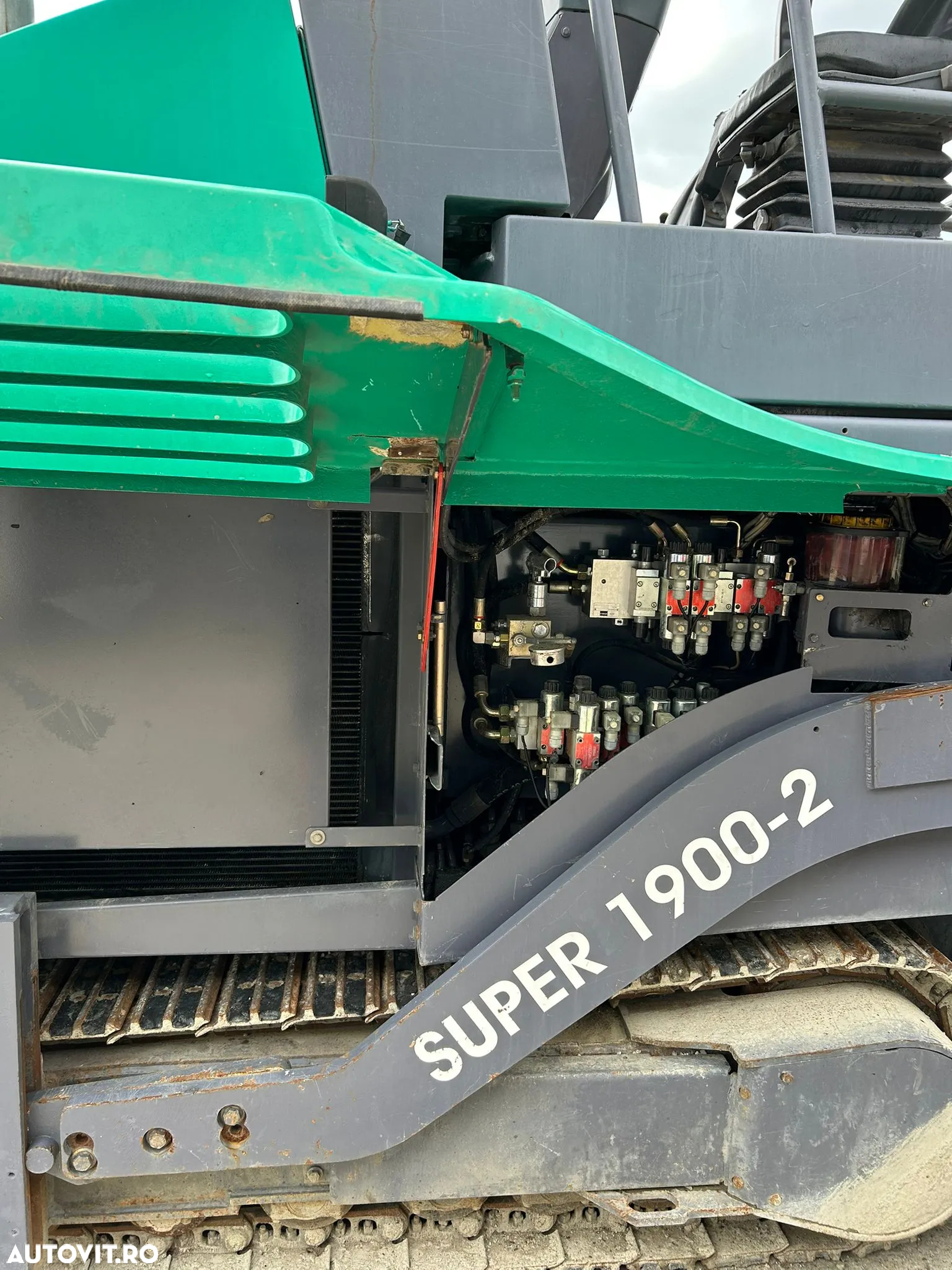 Wirtgen VOGELE S 1900-2 - 5