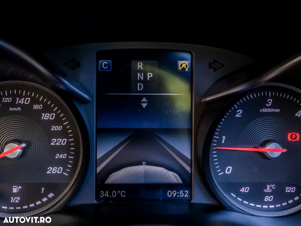 Mercedes-Benz C 220 d 4MATIC Aut. - 31