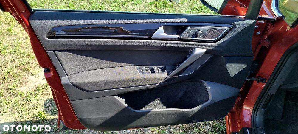 Volkswagen Golf Sportsvan - 15