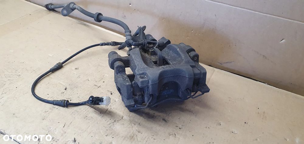 Zacisk hamulcowy prawy tył tylny prawy Land Rover Discovery Sport L550 FK72-2K327-BE - 3