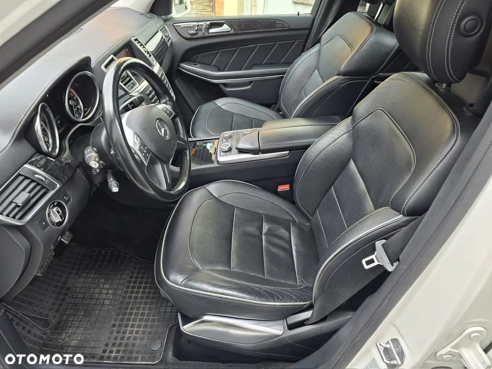 Mercedes-Benz GL - 16