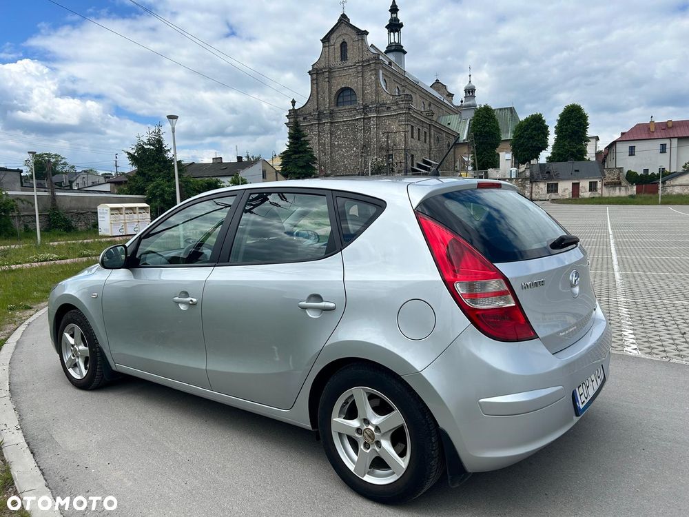 Hyundai i30 1.6 CRDi Comfort - 4
