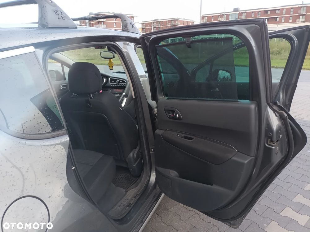 Peugeot 3008 HDi FAP 110 Premium - 11