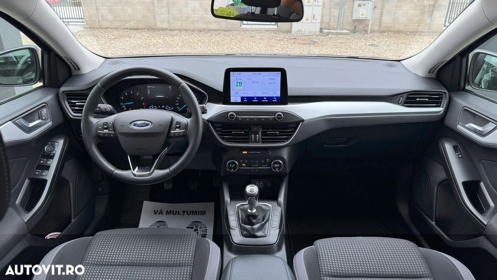 Ford Focus 1.0 EcoBoost Titanium - 8