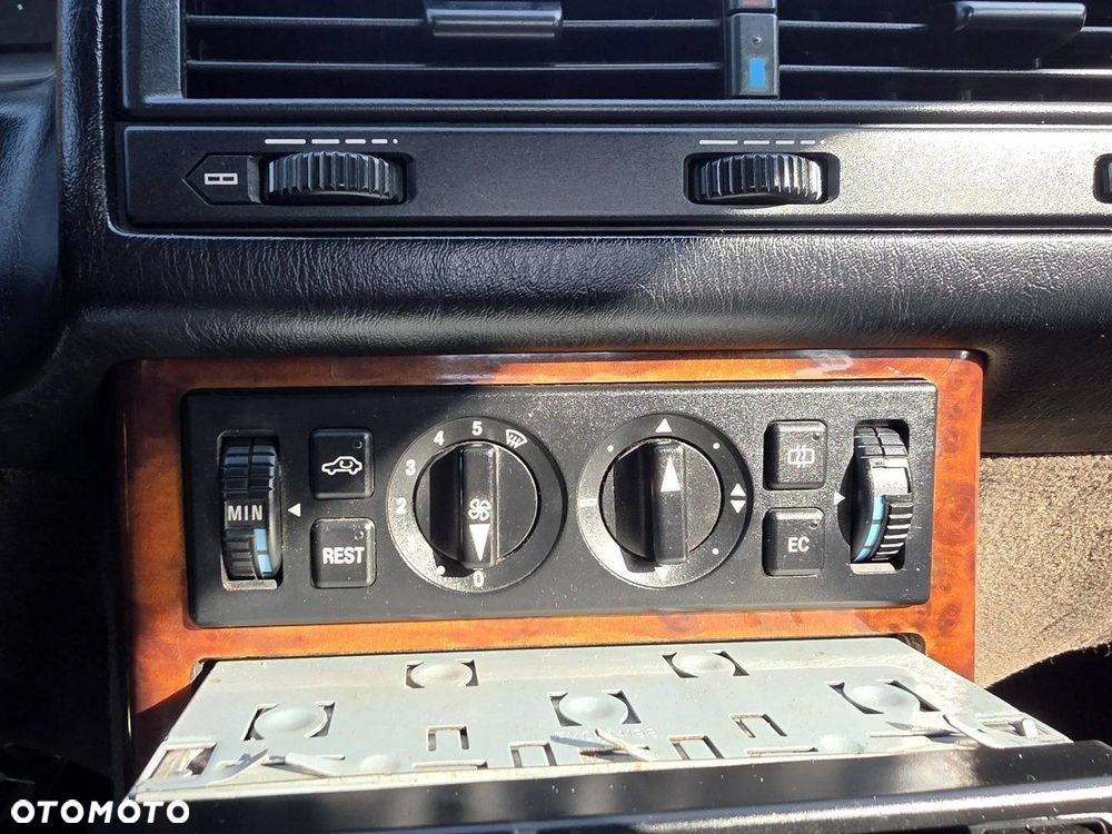 Mercedes-Benz SL - 15