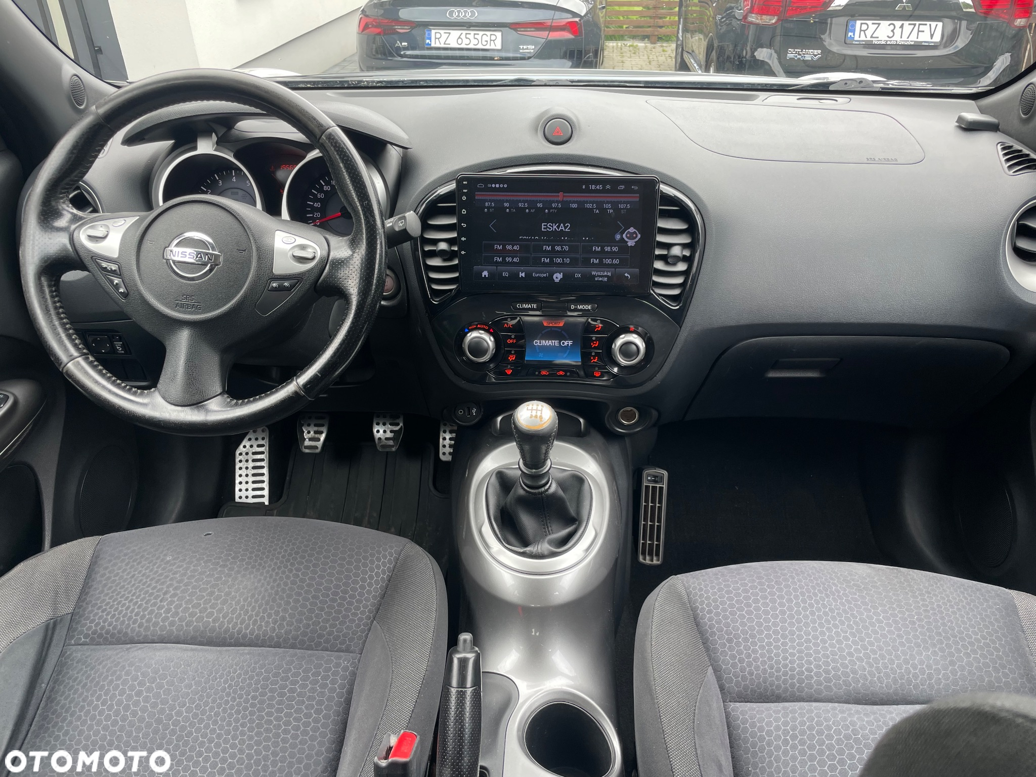 Nissan Juke 1.6 T Shiro - 10