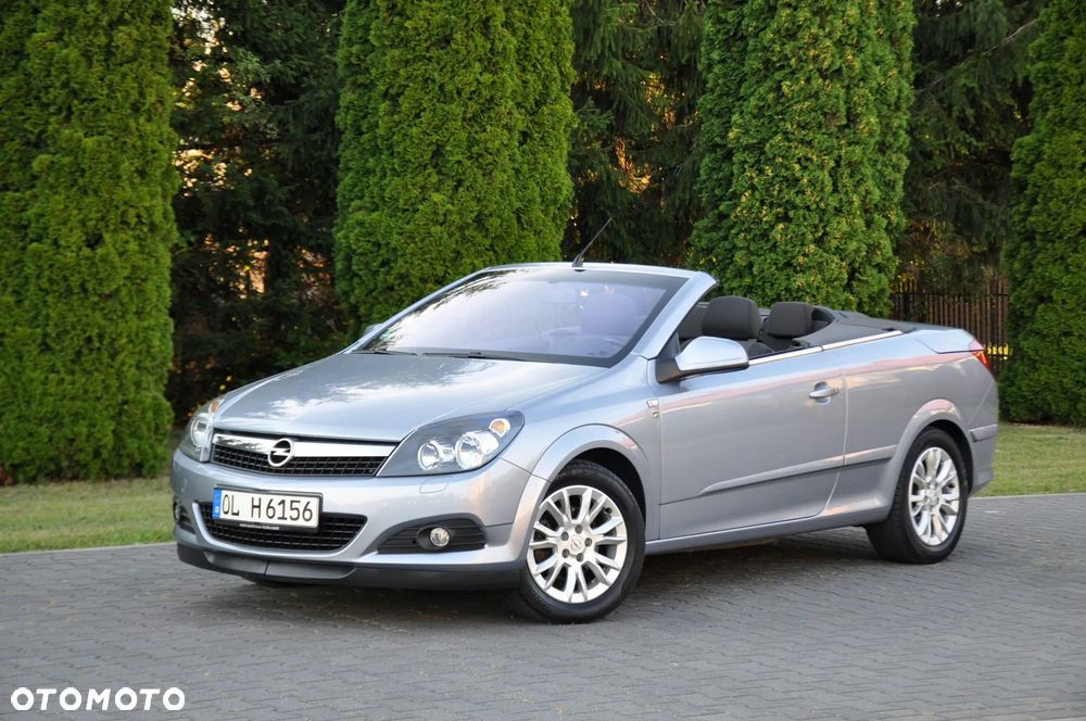 Opel Astra 1.6 Edition 111 Jahre - 11