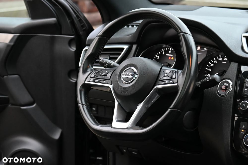 Nissan Qashqai 1.2 DIG-T Xtronic TEKNA+ - 28