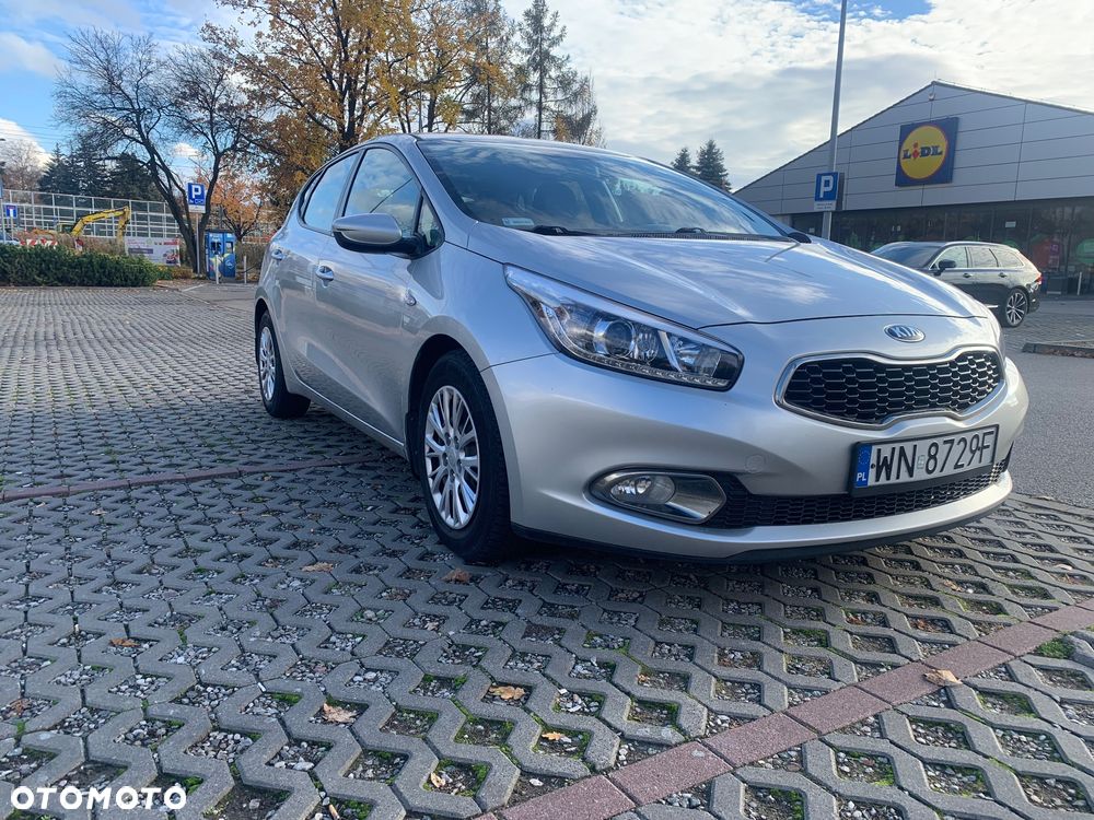 Kia Ceed Cee'd 1.6 CRDi M - 16