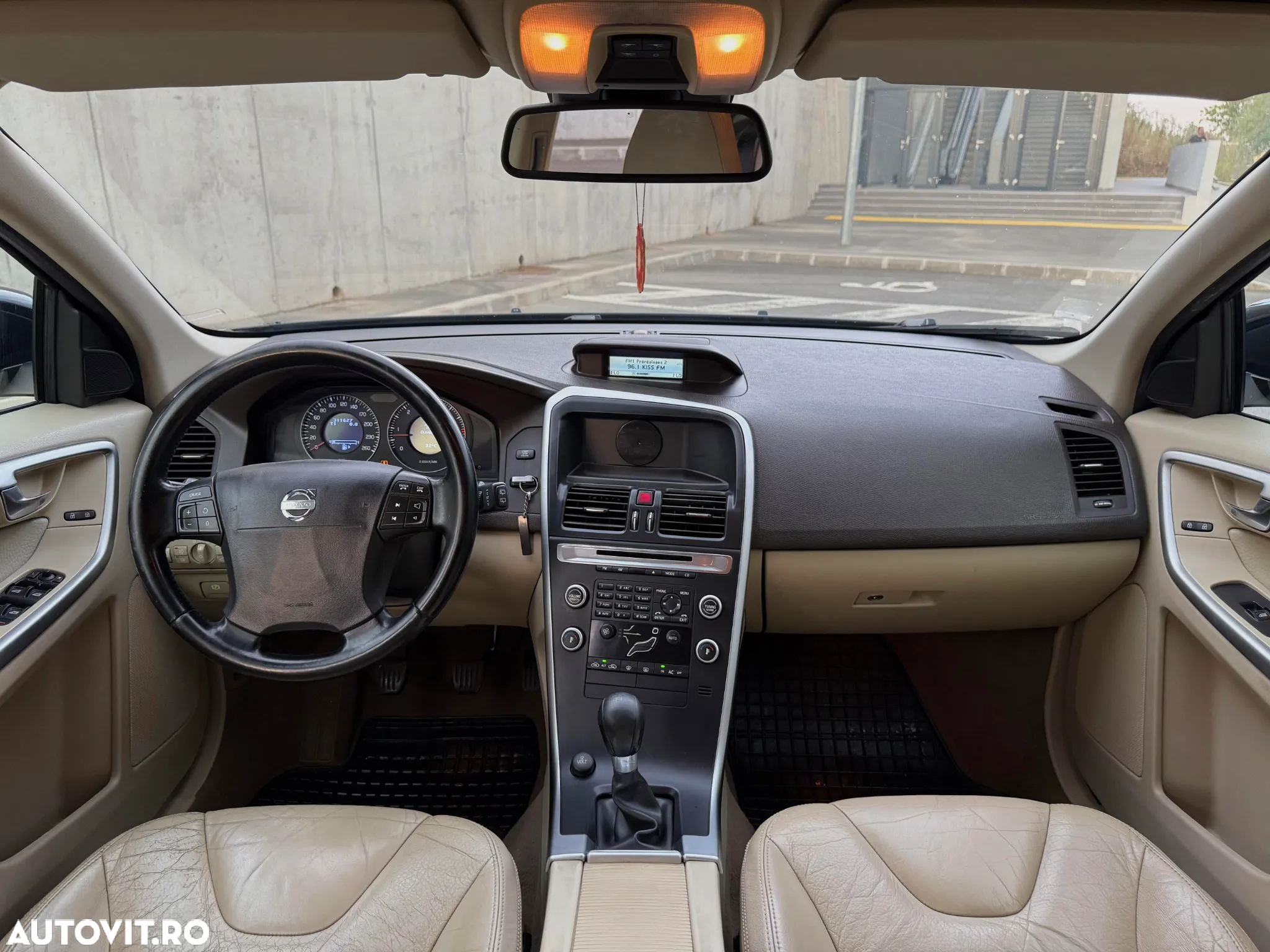 Volvo XC 60 2.4D AWD Kinetic - 5