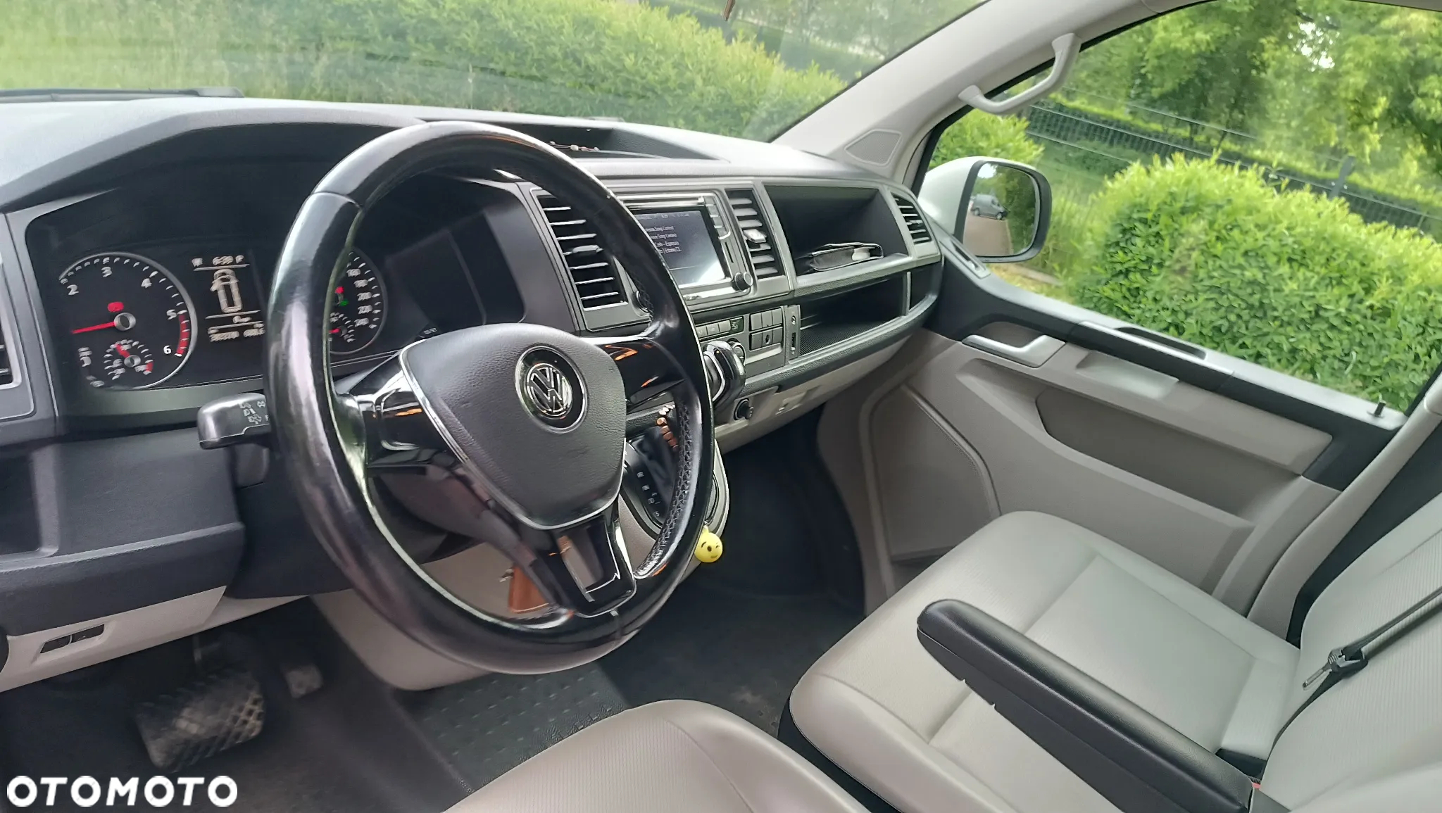 Volkswagen Caravelle 2.0 TDI L1 Comfortline DSG - 9