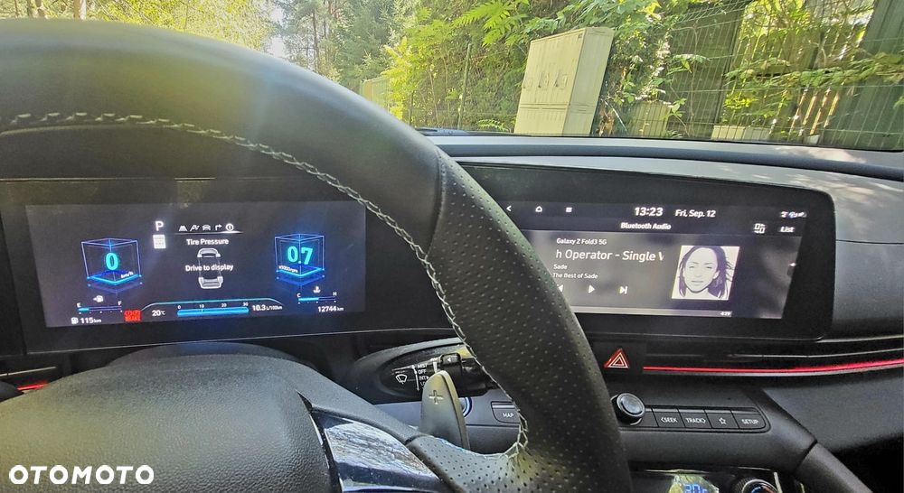 Hyundai Elantra - 10