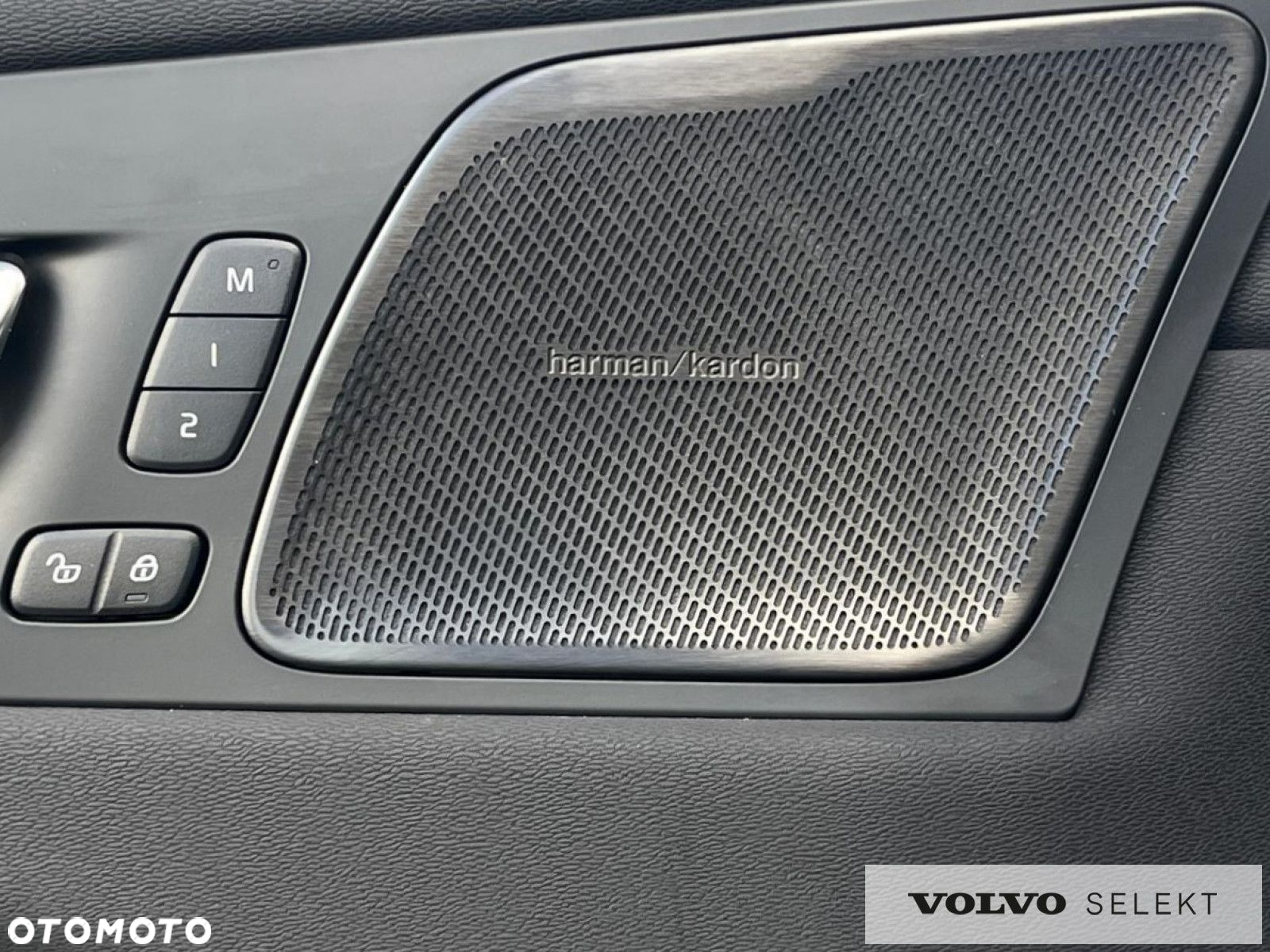 Volvo XC 60 - 30