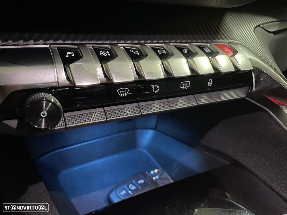 Peugeot 5008 1.2 PureTech Allure Pack - 36