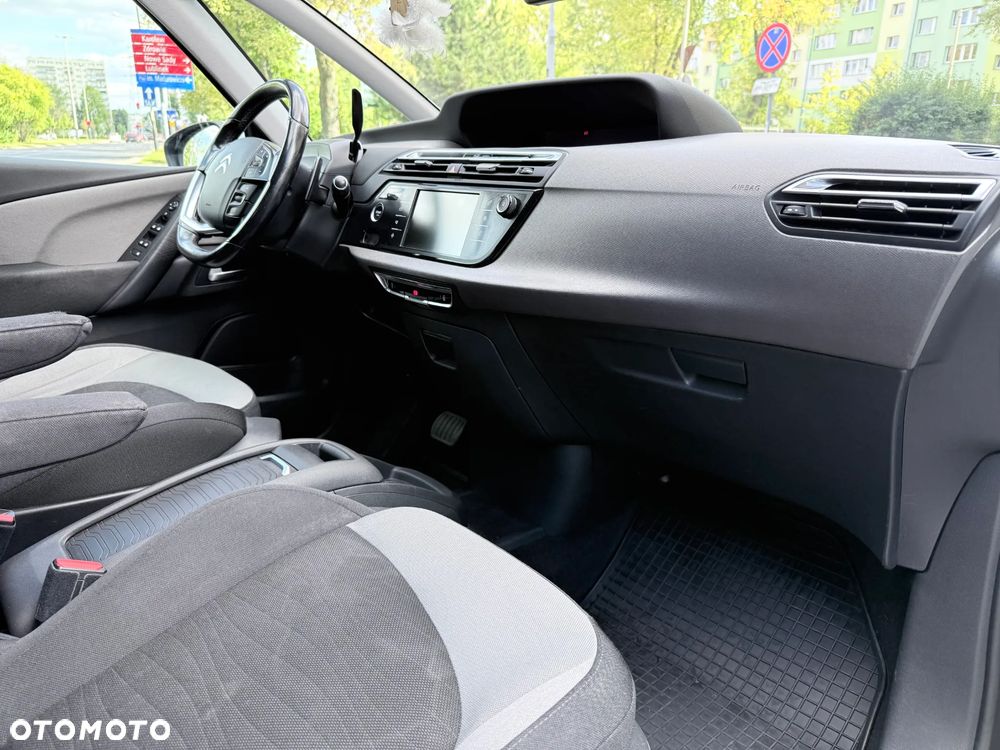 Citroën C4 Picasso 1.6 BlueHDi MoreLife S&S EAT6 - 22