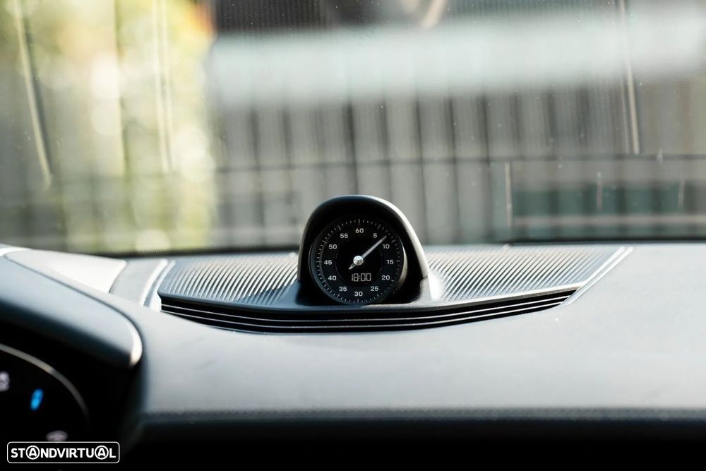 Porsche Taycan Turbo - 27