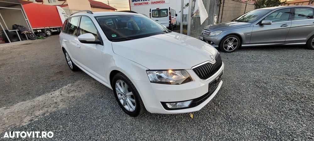 Skoda Octavia 1.4 TSI AMBITION - 3