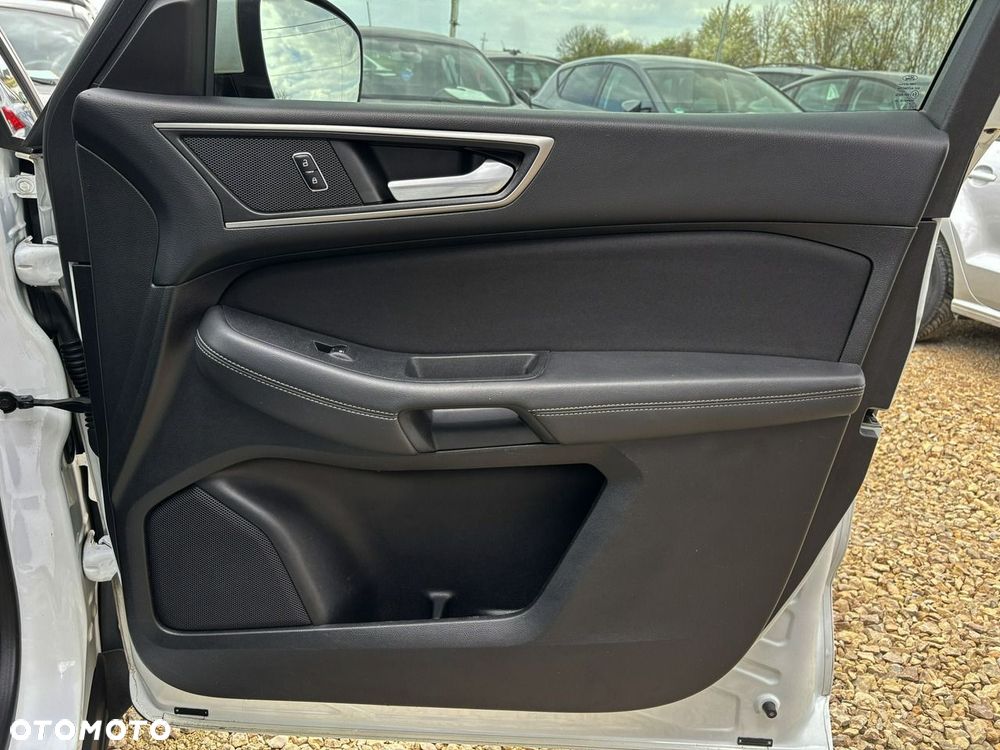 Ford Galaxy 2.0 TDCi Business - 32