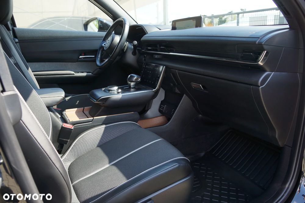 Mazda MX-30 e-SKYACTIV EXCLUSIVE-LINE - 31
