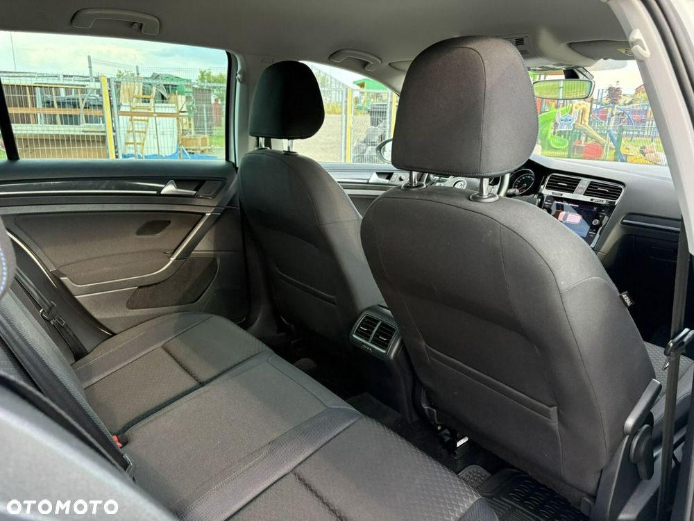 Volkswagen Golf Variant 1.6 TDI BMT Highline - 12