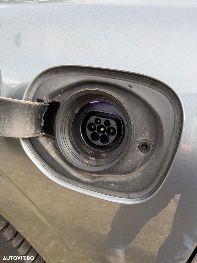 Volvo XC 60 ver-t8-twin-engine-awd-inscription - 8