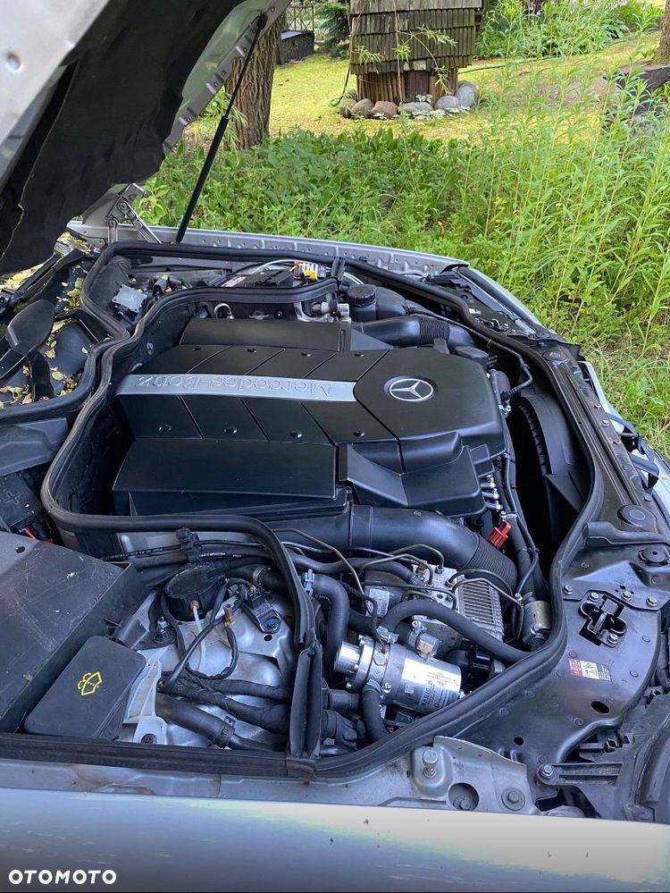 Mercedes-Benz Klasa E 500 4-Matic T Avantgarde - 11