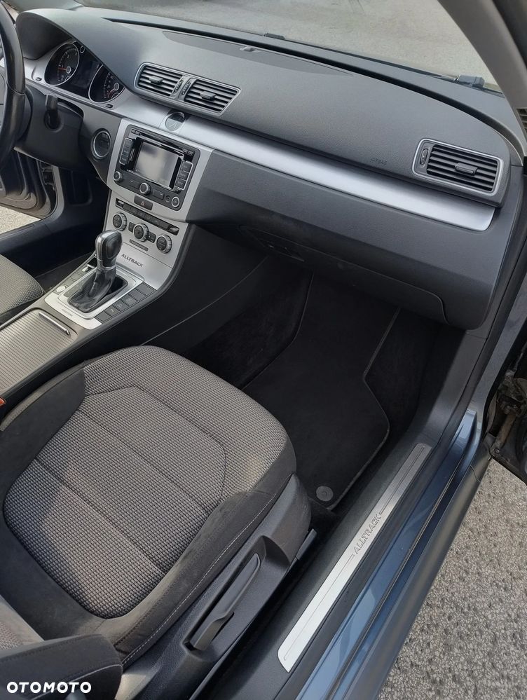 Volkswagen Passat Alltrack 2.0 TDI 4Mot DSG - 11