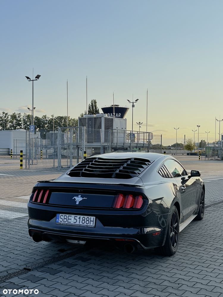 Ford Mustang 3.7 V6 - 5