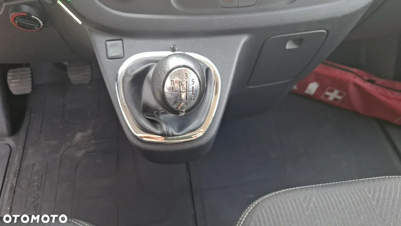 Renault Trafic - 11