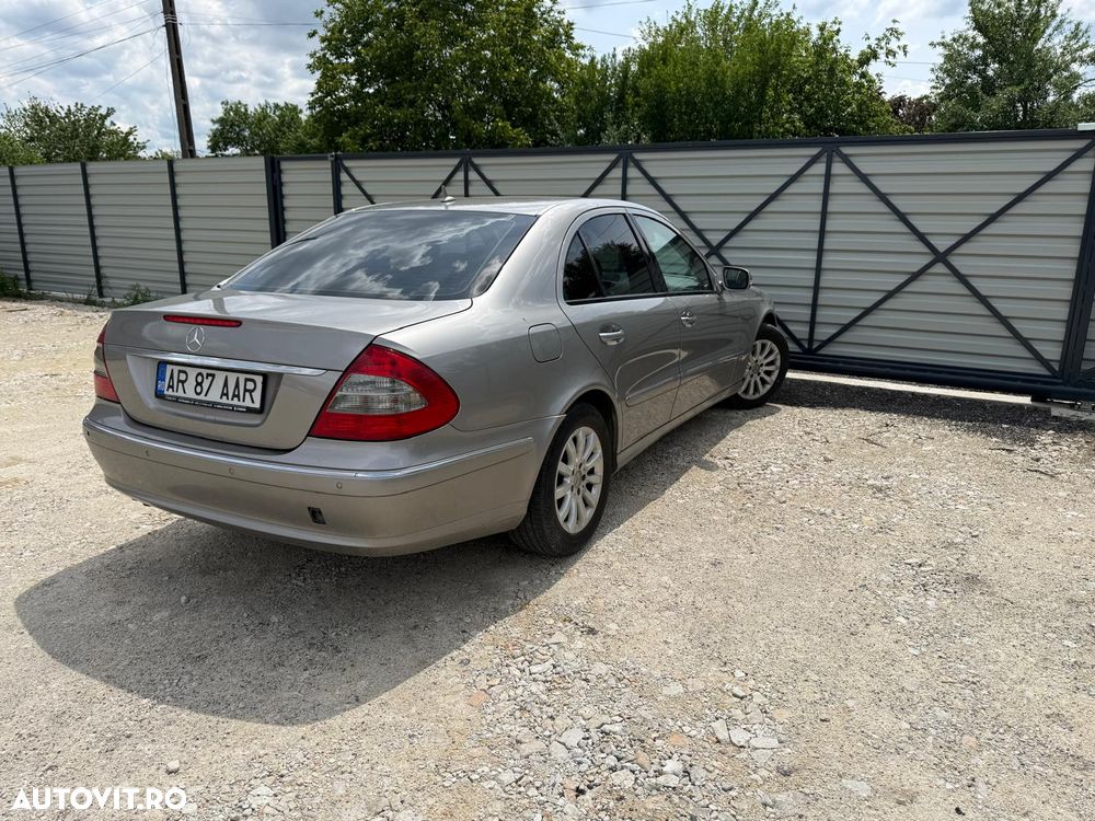 Mercedes-Benz E - 3