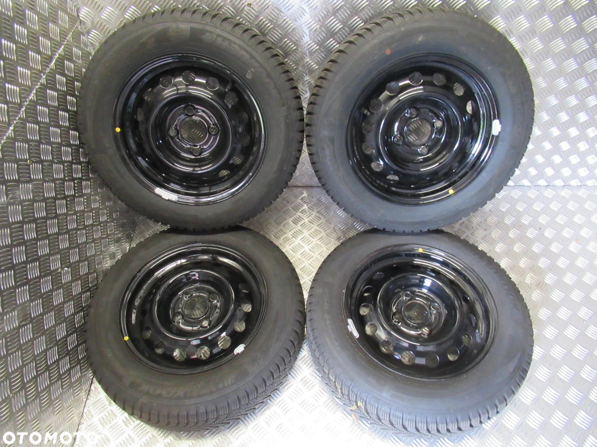 Koła Ford Fiesta Ka 5,5Jx14 et37,5 4x108 zima 8,5mm CZUJNIKI JAK NOWE - 6