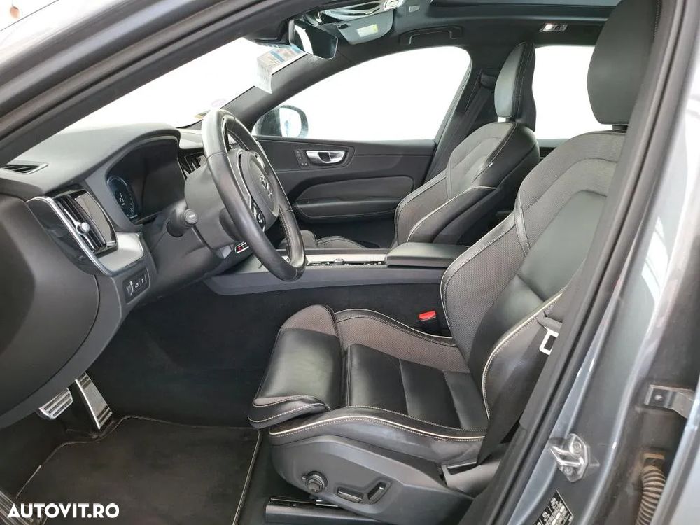 Volvo XC 60 T6 AWD Recharge Geartronic RDesign - 6
