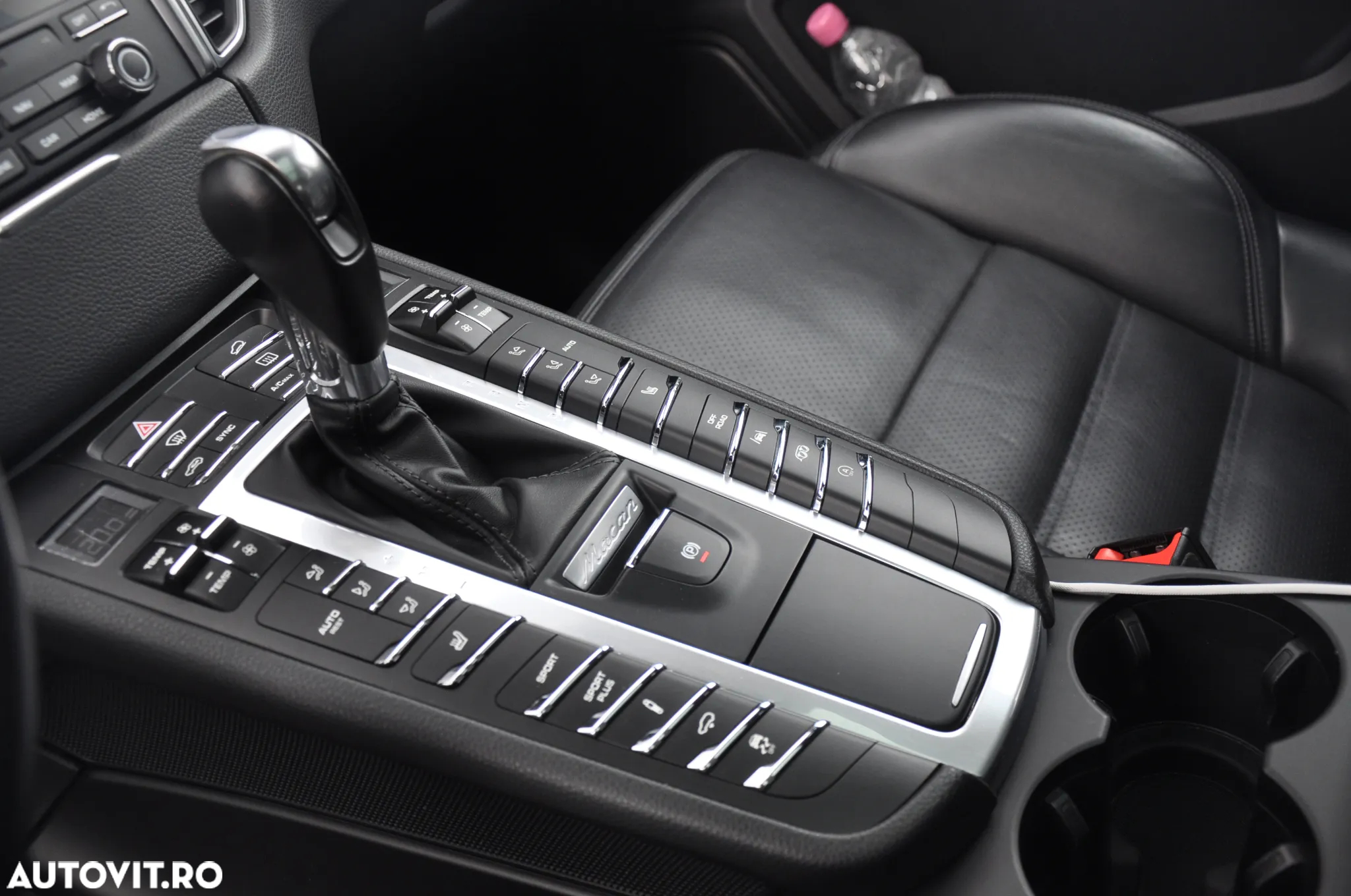 Porsche Macan GTS PDK - 24
