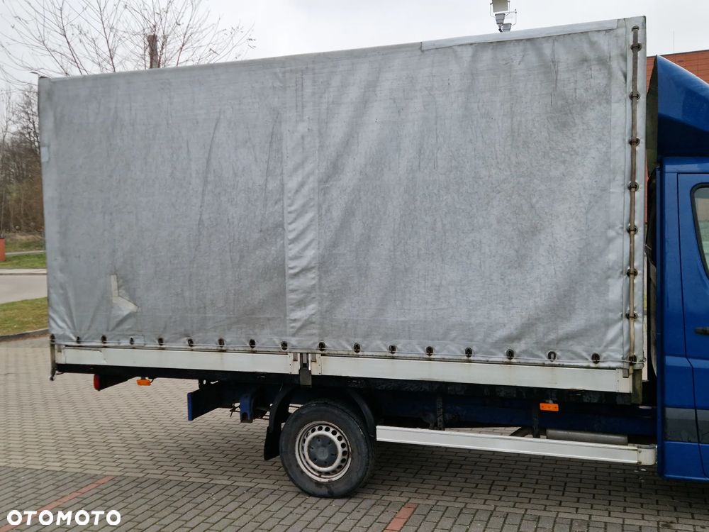 Mercedes-Benz Sprinter - 6
