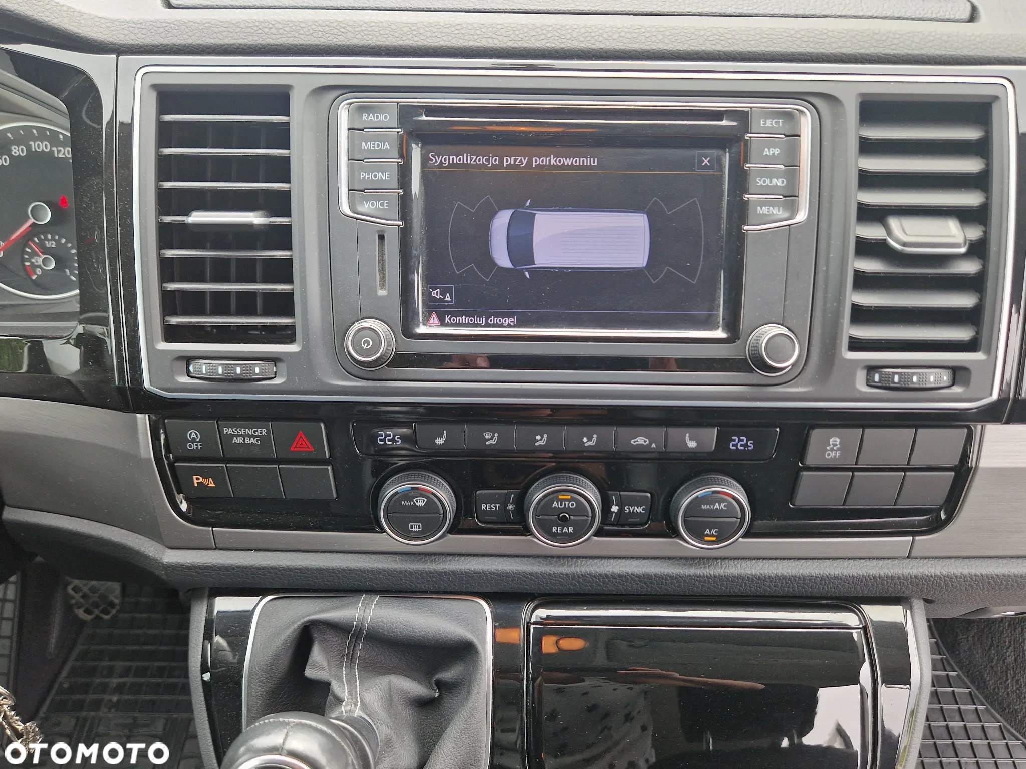 Volkswagen Multivan 2.0 TDI L1 Highline - 15