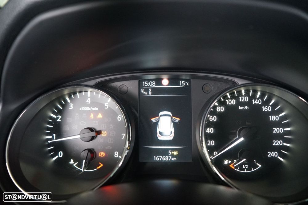 Nissan Qashqai 1.2 DIG-T N-Connecta - 26