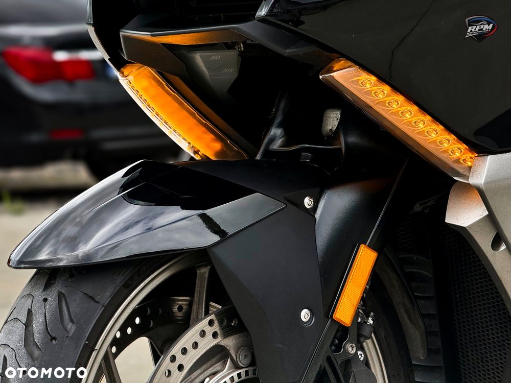 BMW K - 8