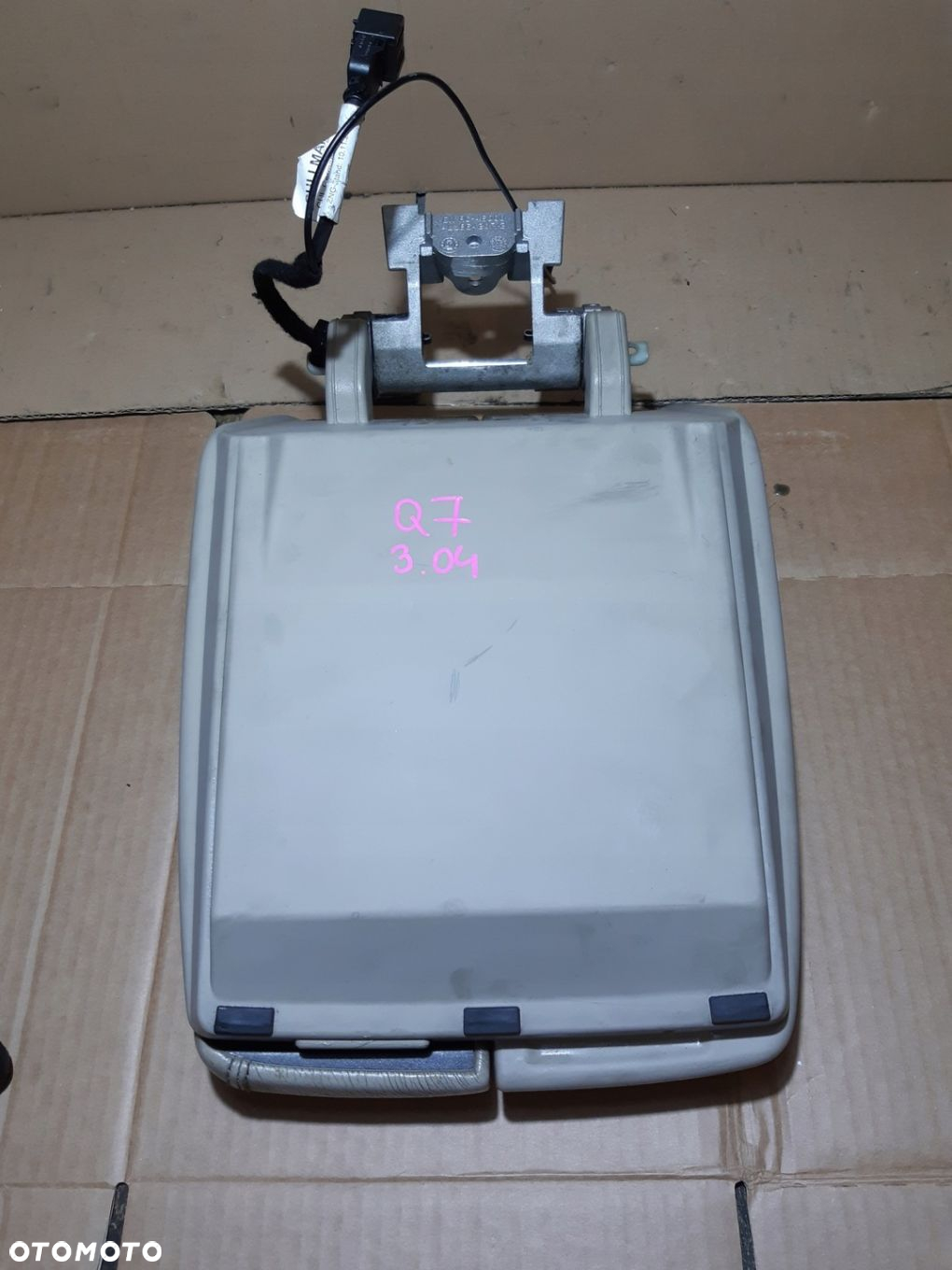 AUDI Q7 4L PODŁOKIETNIK PRZÓD SKÓRA KUBKI 4L0971178 - 9