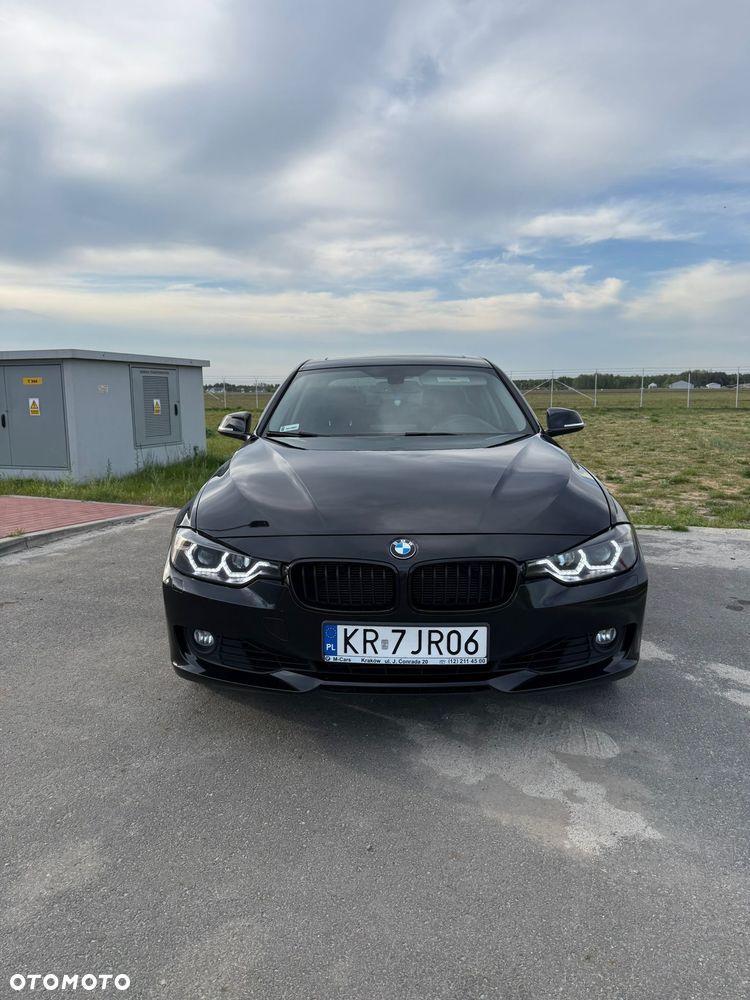 BMW Seria 3 328i xDrive - 3